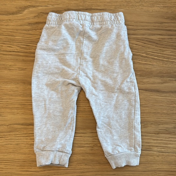 Neutral joggers - Picture 3 of 4